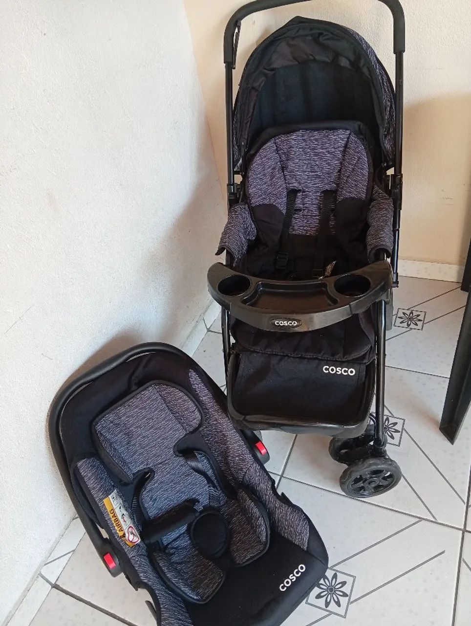 Bebê conforto+ carrinho de bebê  - Foto 2