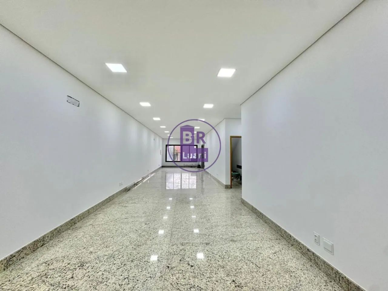 Sala Comercial Sofisticada com 80m² em Localização Estratégica - Foto 3