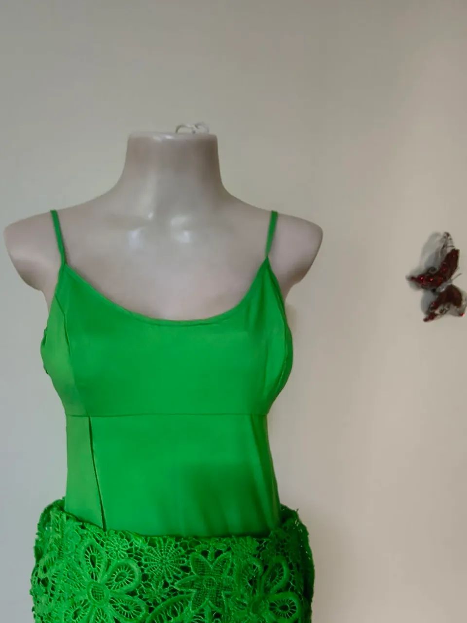 Vestido Agilitá Verde Rendado Com Forro  M - Foto 5