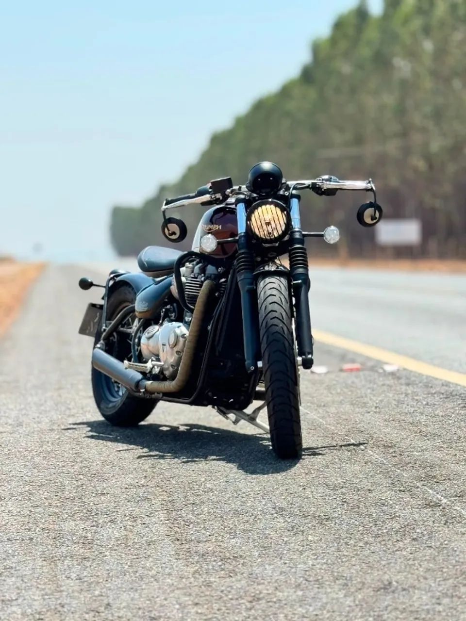 TRIUMPH BOBBER 1200