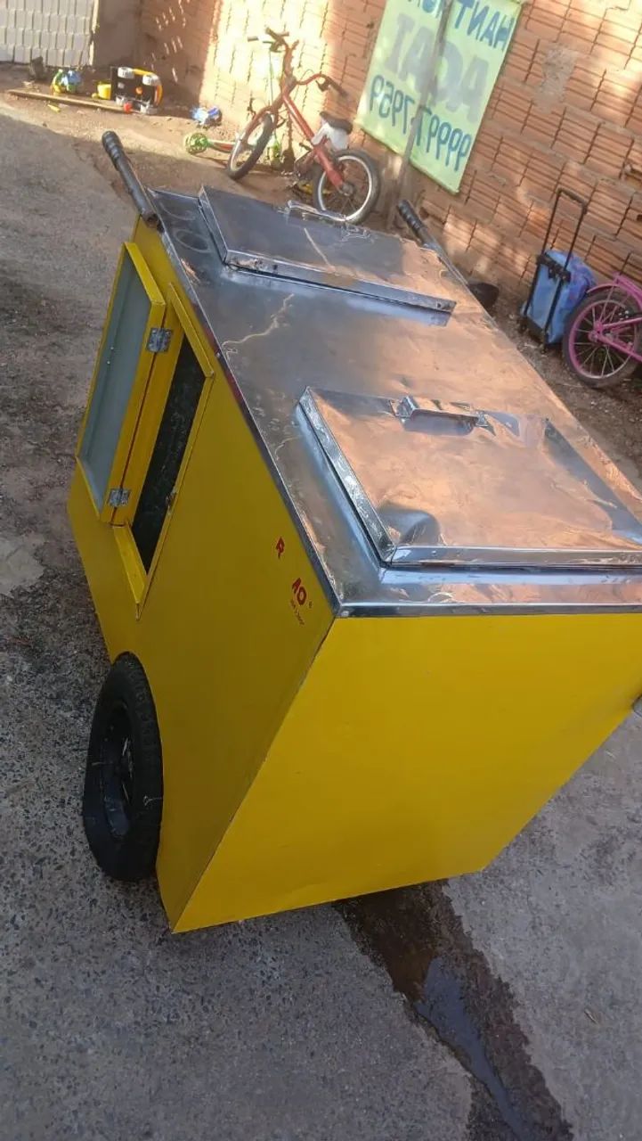 Carrinho de cachorro quente 