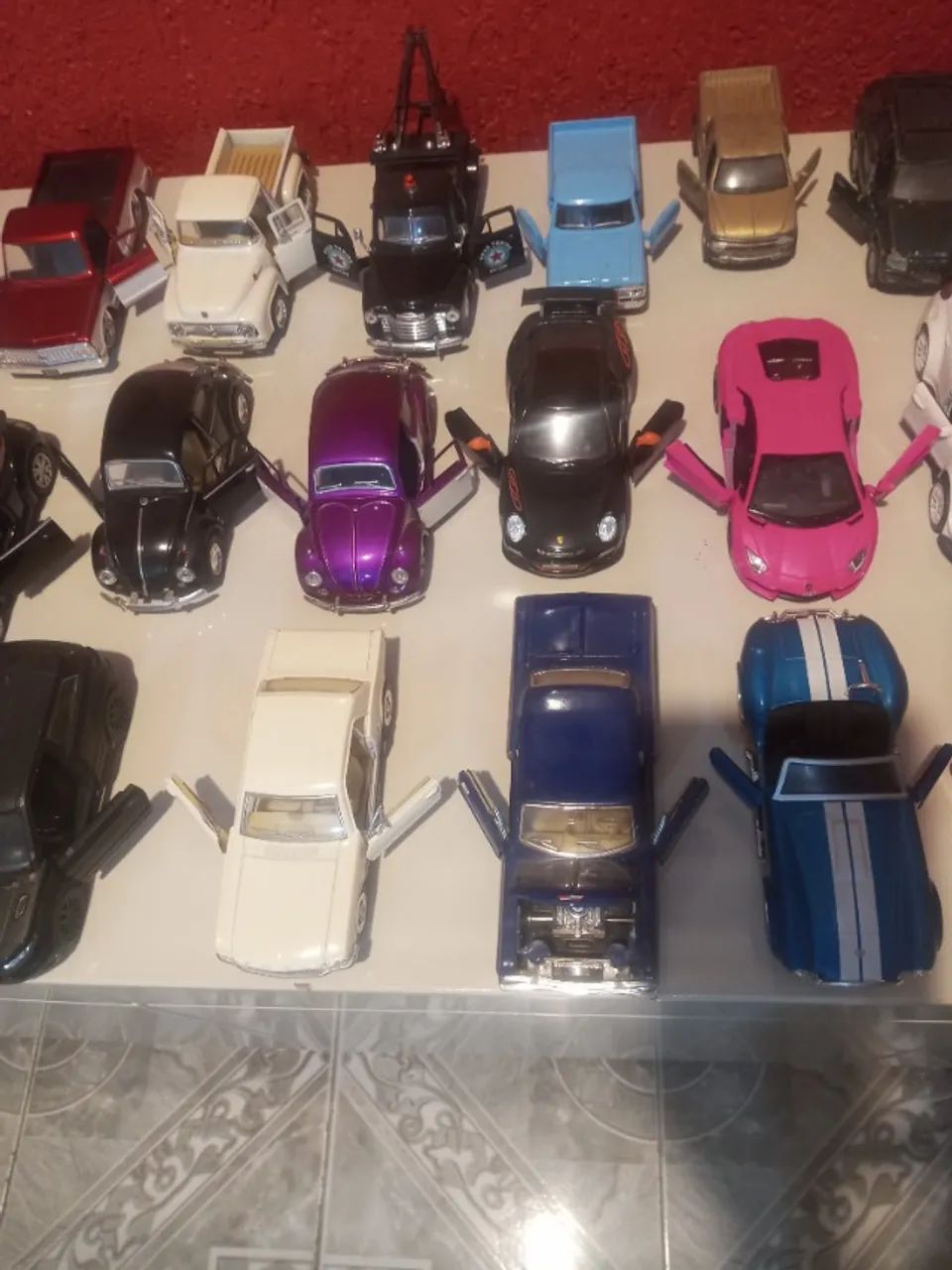 Miniaturas de carrinhos - Foto 3