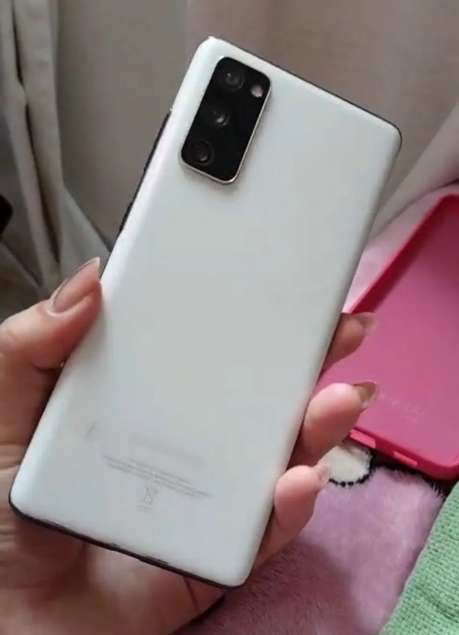 Smartphone S20 FE 128gb - Foto 3