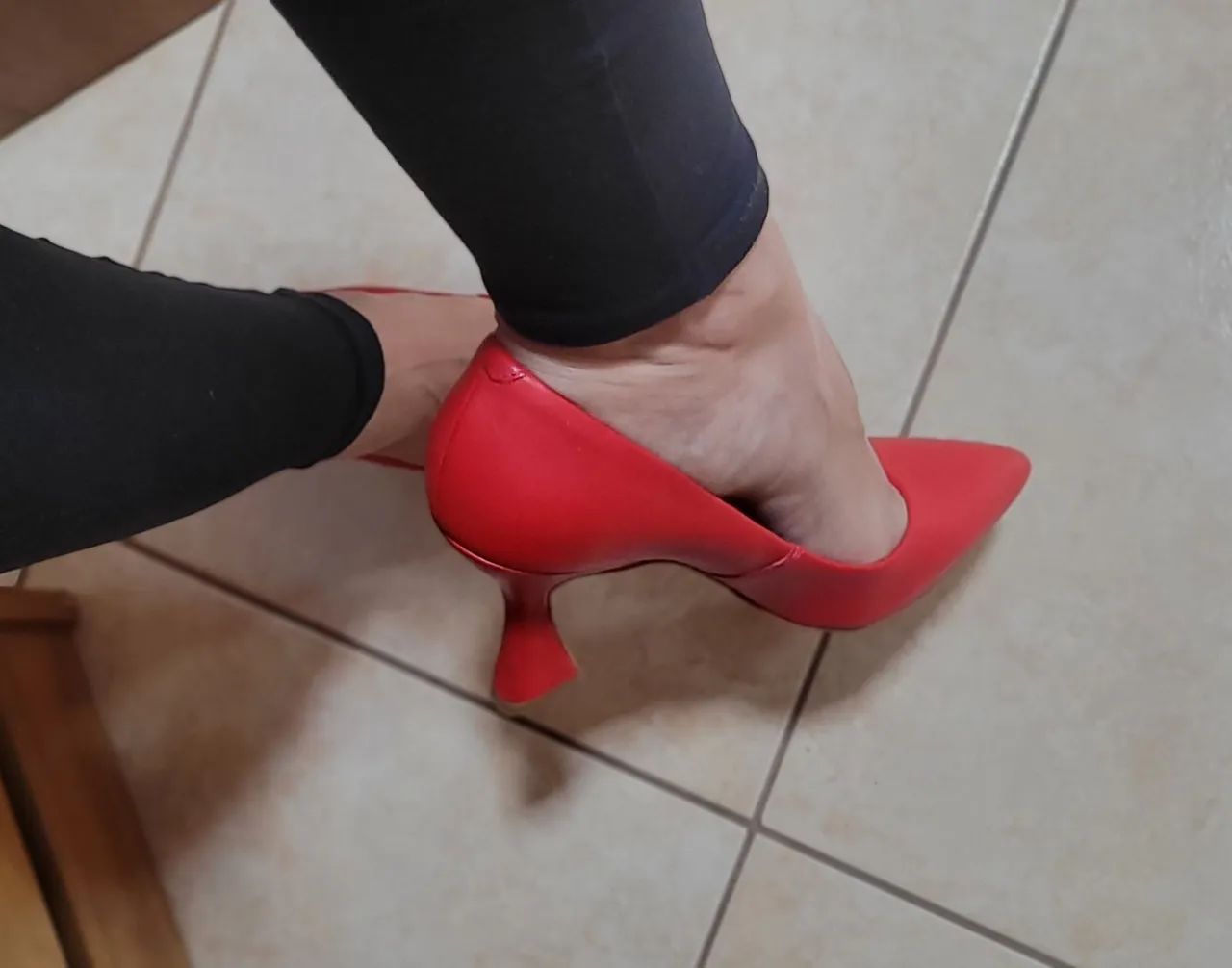 Scarpin vermelho - Bottero - Foto 2