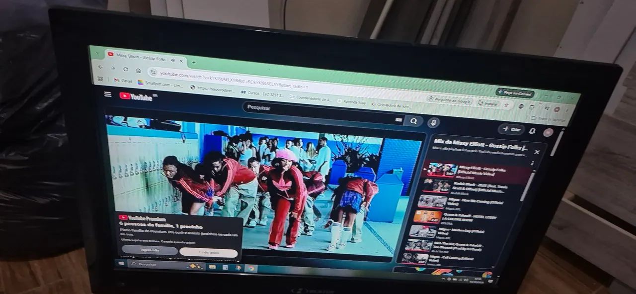 Tv buster 32 polegadas  
