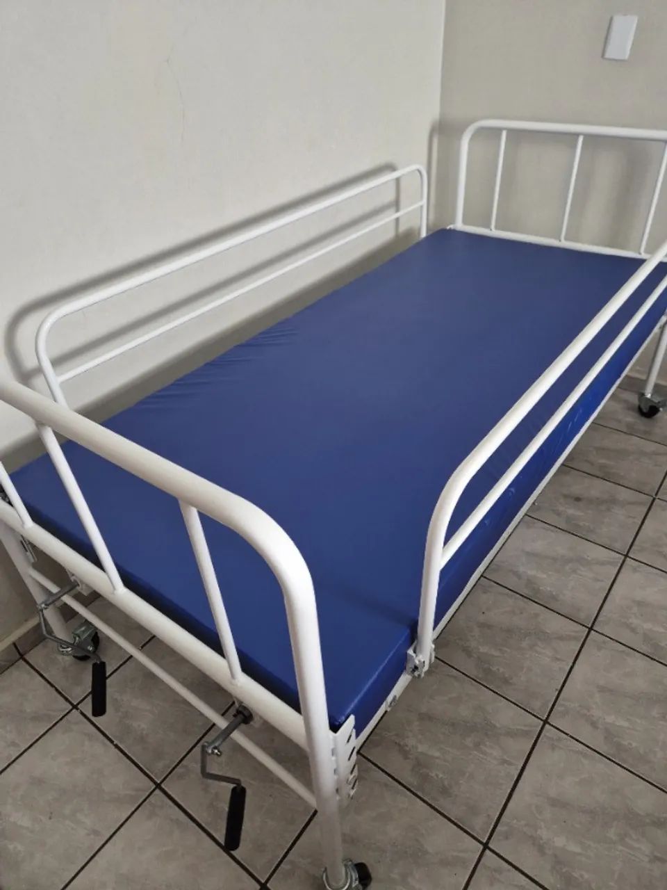 Cama hospitalar - Foto 2