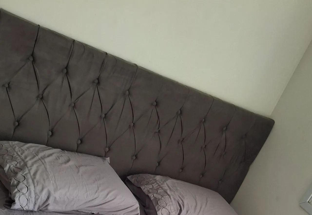 Cabeceira em sede Queen size 