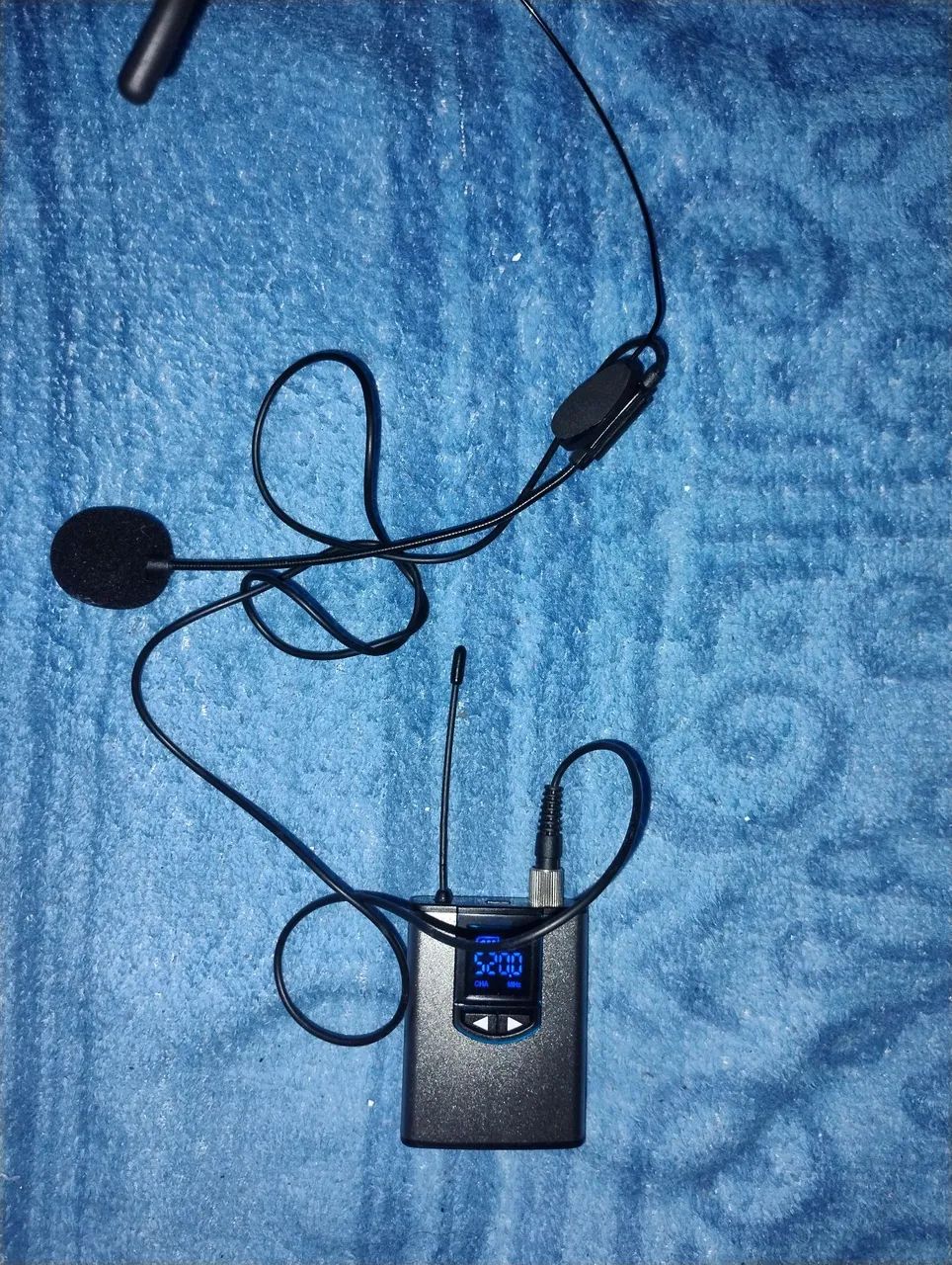 Microfone transmissor sem fio 5200MHz