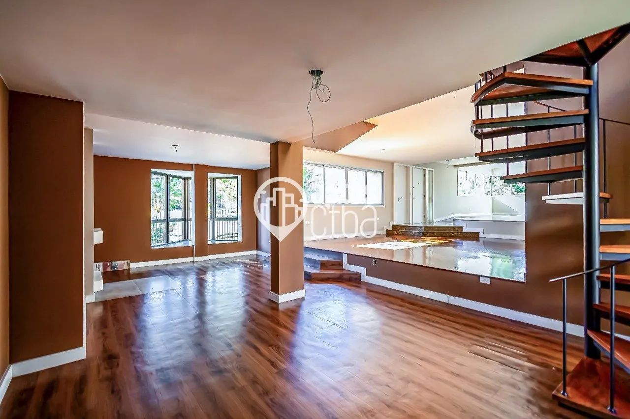 Apartamento reformado na Sete de Setembro
