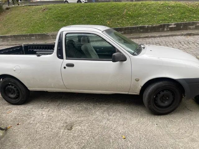 Ford Courier 1.6 L/ 1.6 FLEX 2009