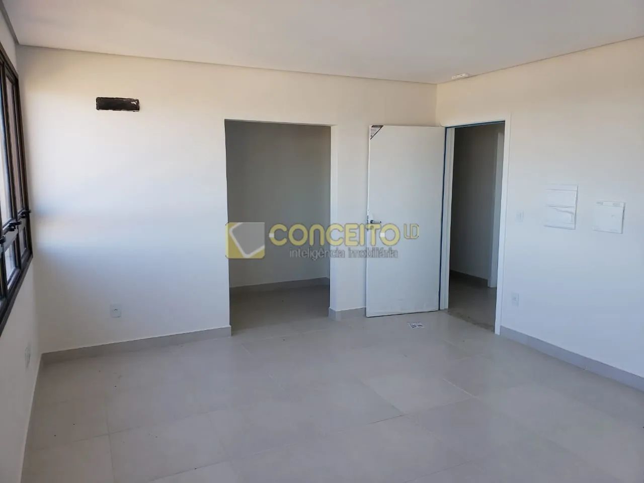 Sala comercial para locação no Ed. Espanha - Foto 5