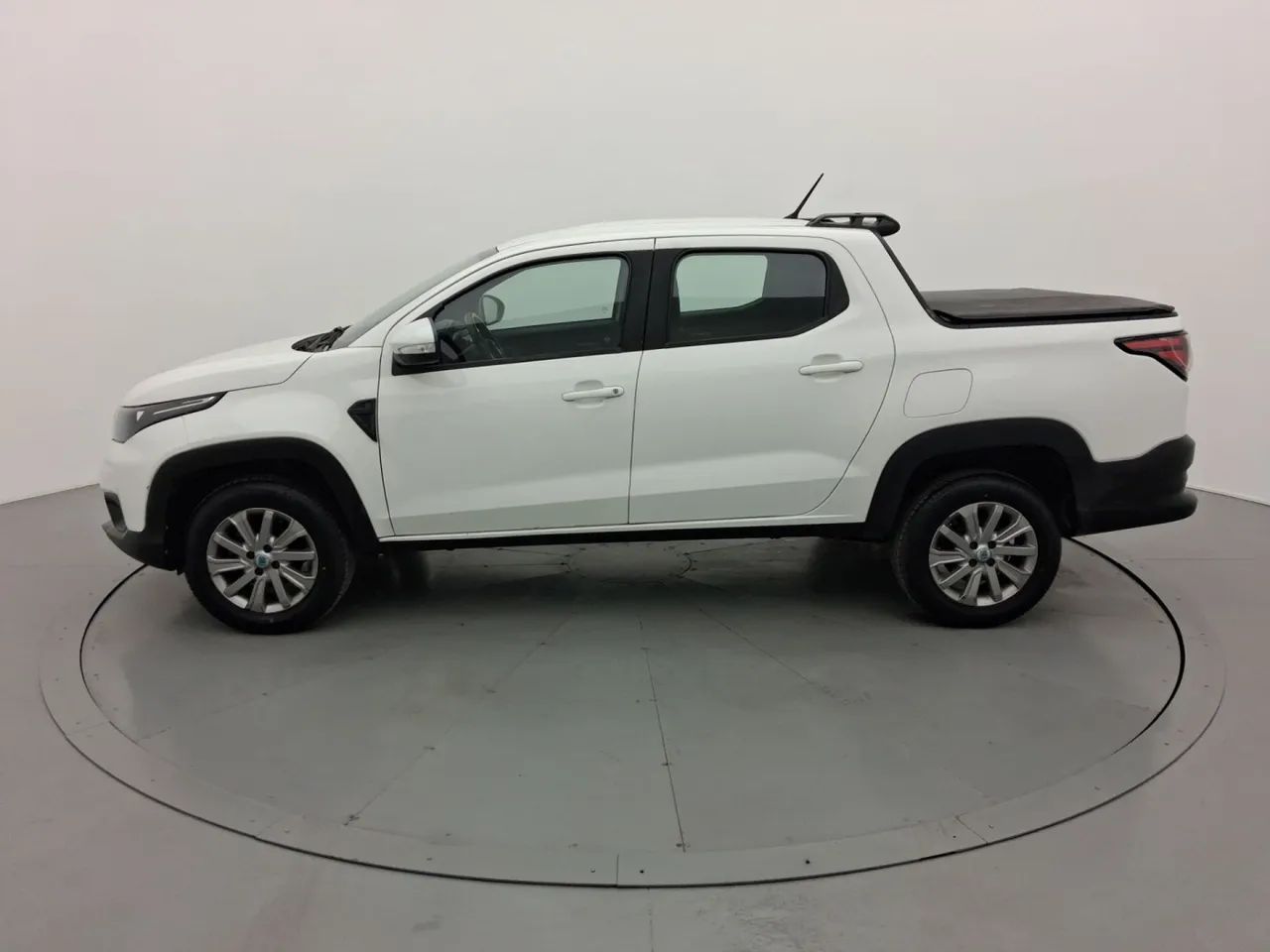 Fiat Strada Freedom 1.3 Flex 8V CD 2023 - Foto 2