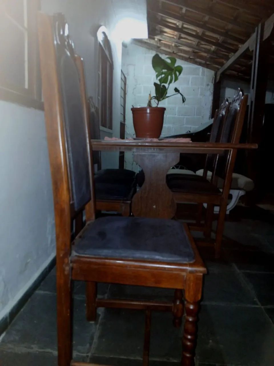 Mesa de sucupira 6 cadeiras - Foto 5