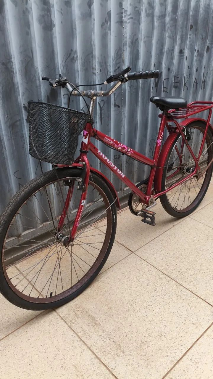 Vendo uma bicicleta.  Valor 450,00