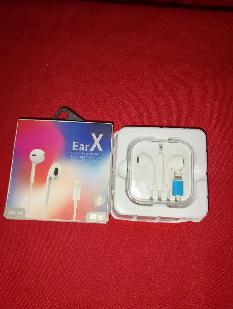 Fone de ouvido para iPhone novo na caixa 
