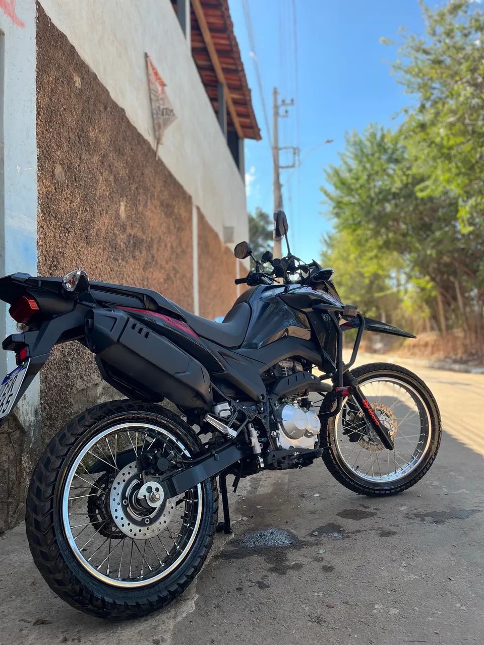 Bros NXR 2025