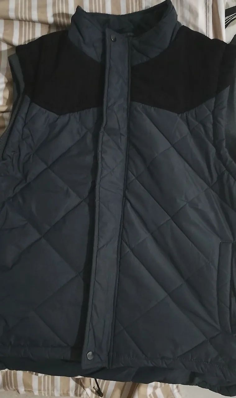 Colete masculino elegante e confortável 