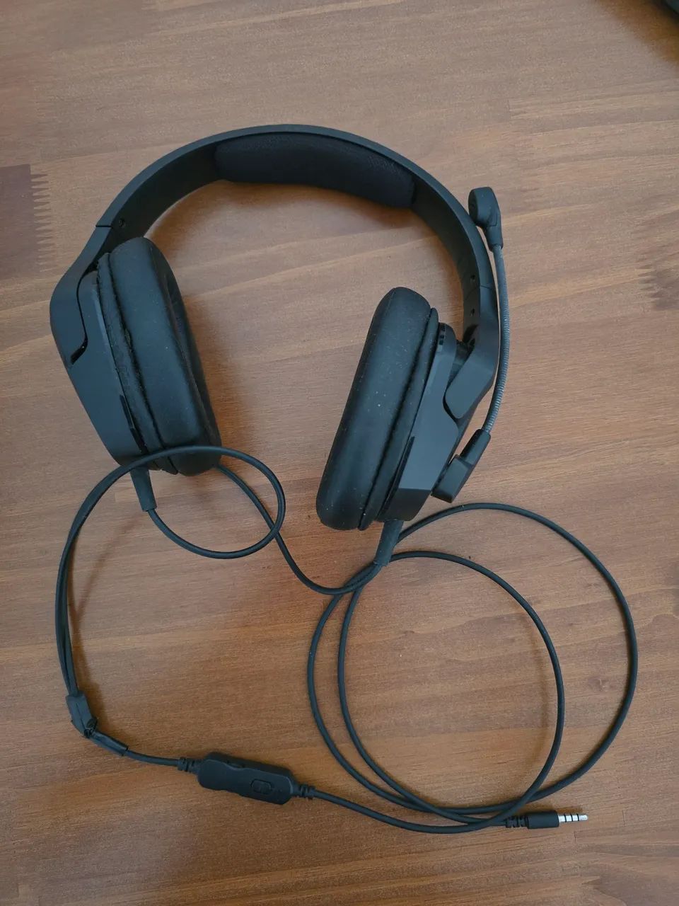 Fone de ouvido gamer HyperX Cloud Stinger Core, com microfone, preto<br>