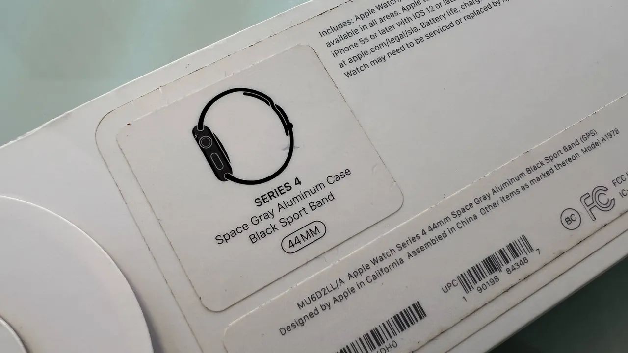 Apple Watch 4 - 44 mm preto  - Foto 5