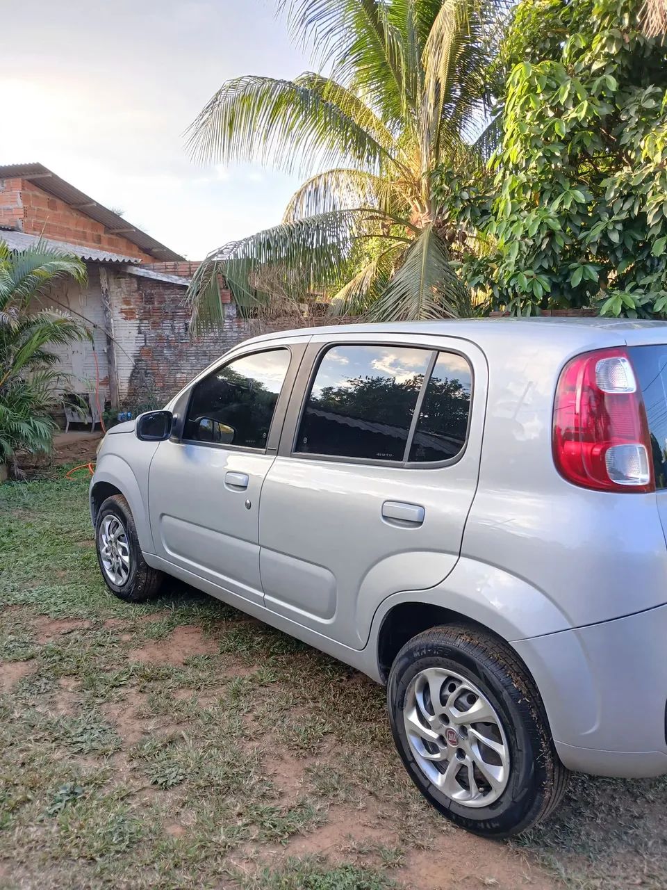 Fiat Uno Vivace/rua 1.0 EVO Fire Flex 8V 5P 2011 - Foto 4