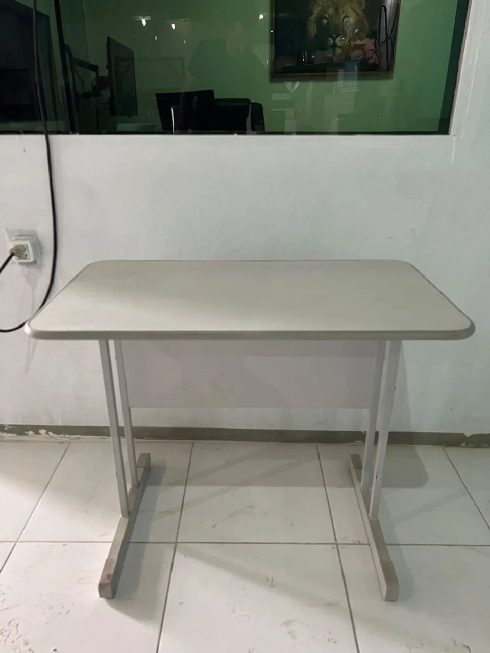 Mesas e Móveis de Escritório 