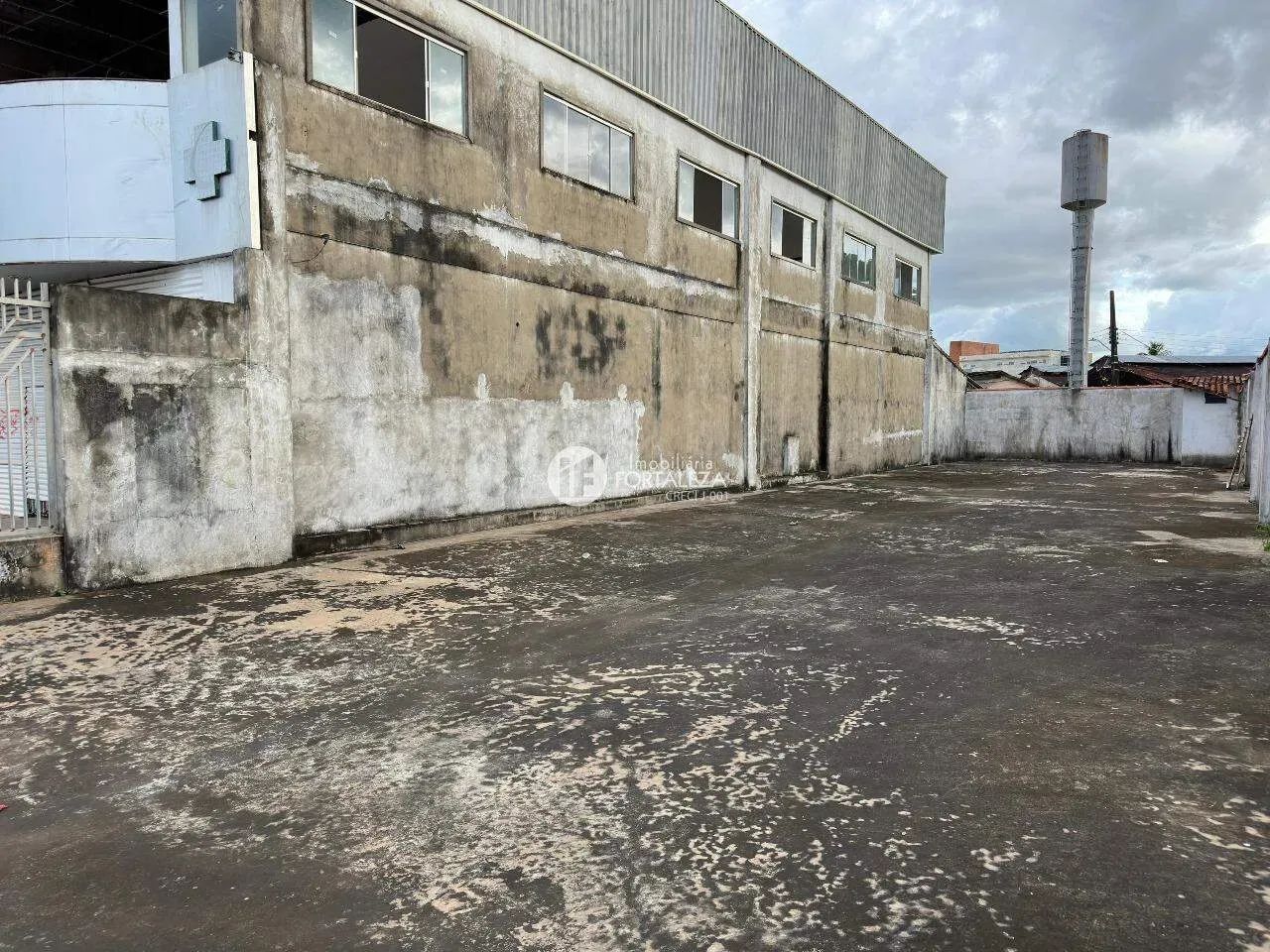 vendo PRÉDIO COM ESTACIONAMENTO, 600 metros quadrados em Bosque - Rio Branco - AC - Foto 5