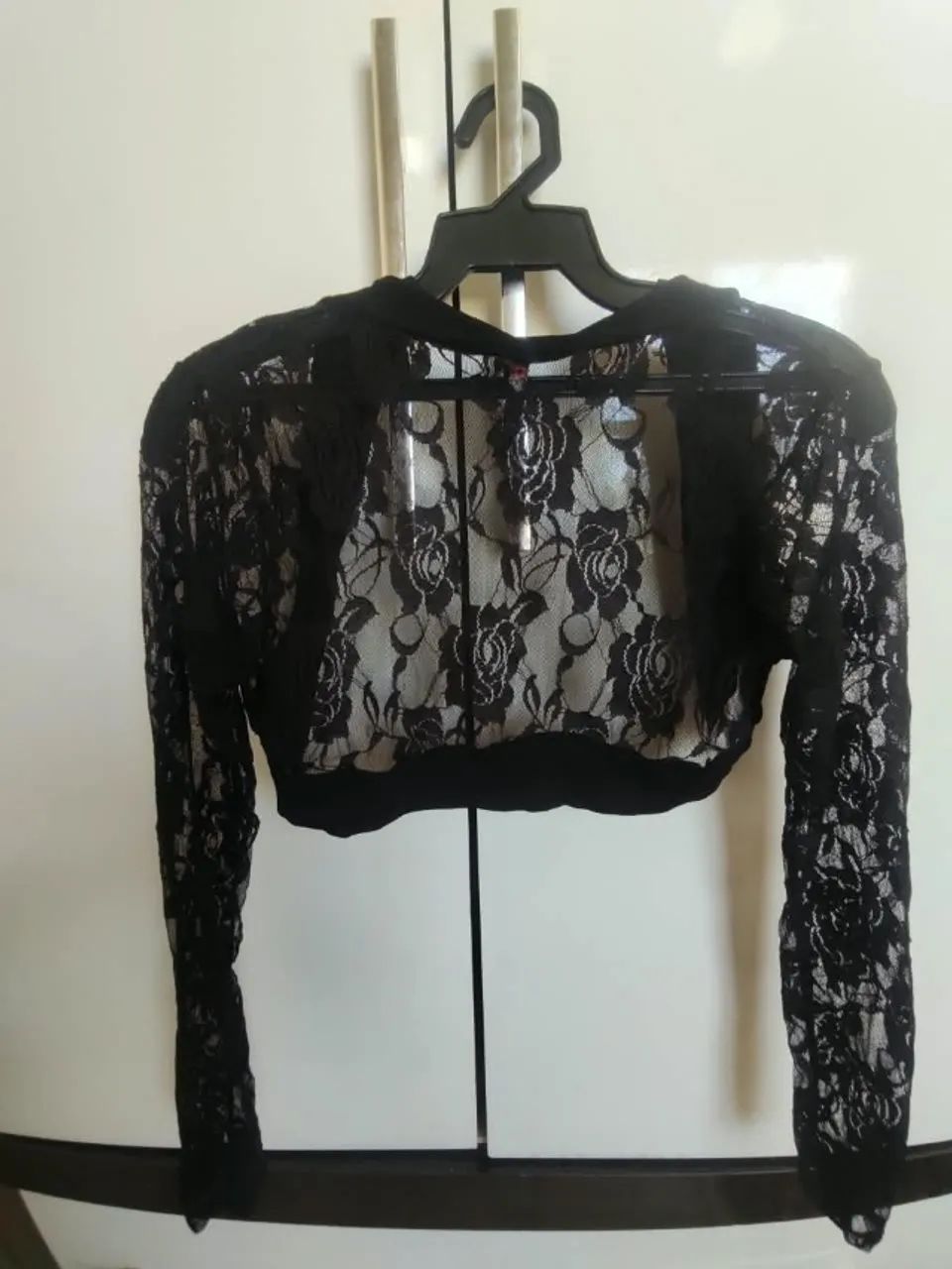 Blusa Bolero de renda