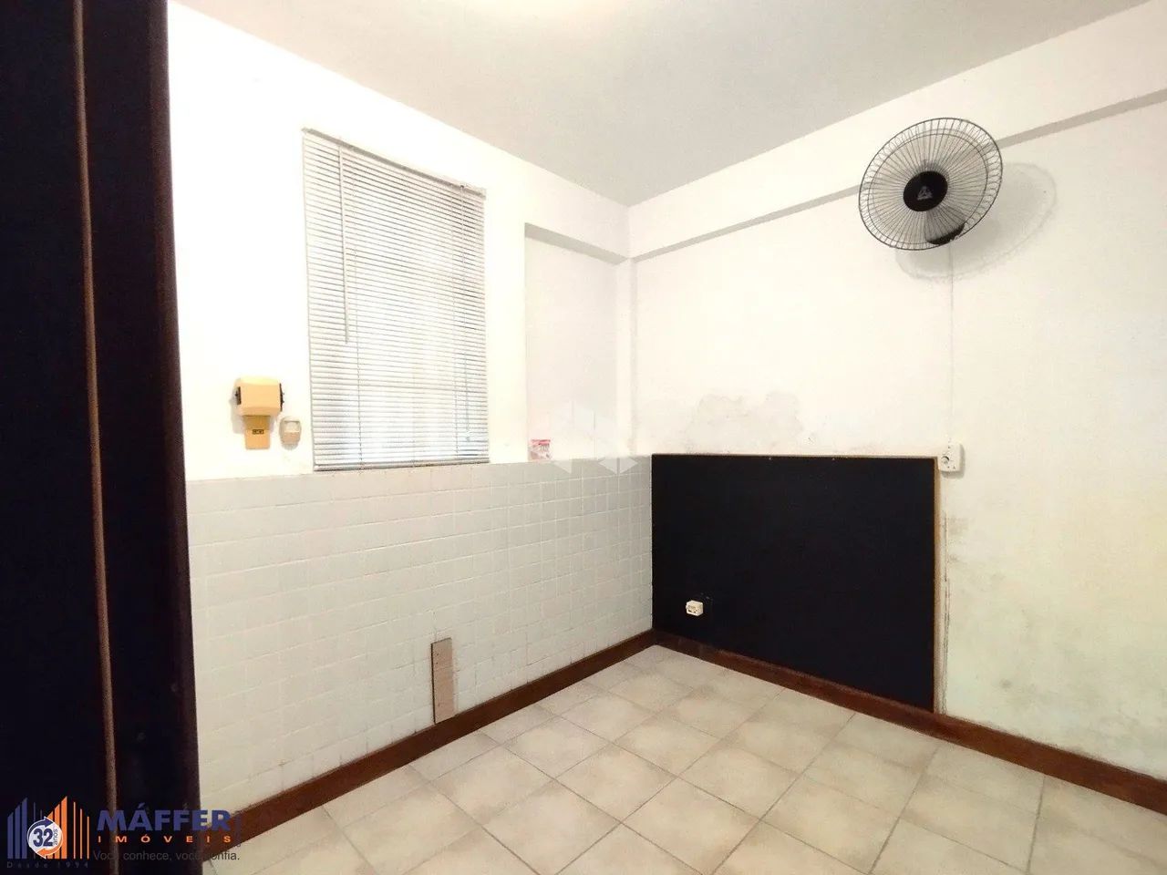 Vende conjunto comercial com 07 salas - Foto 4
