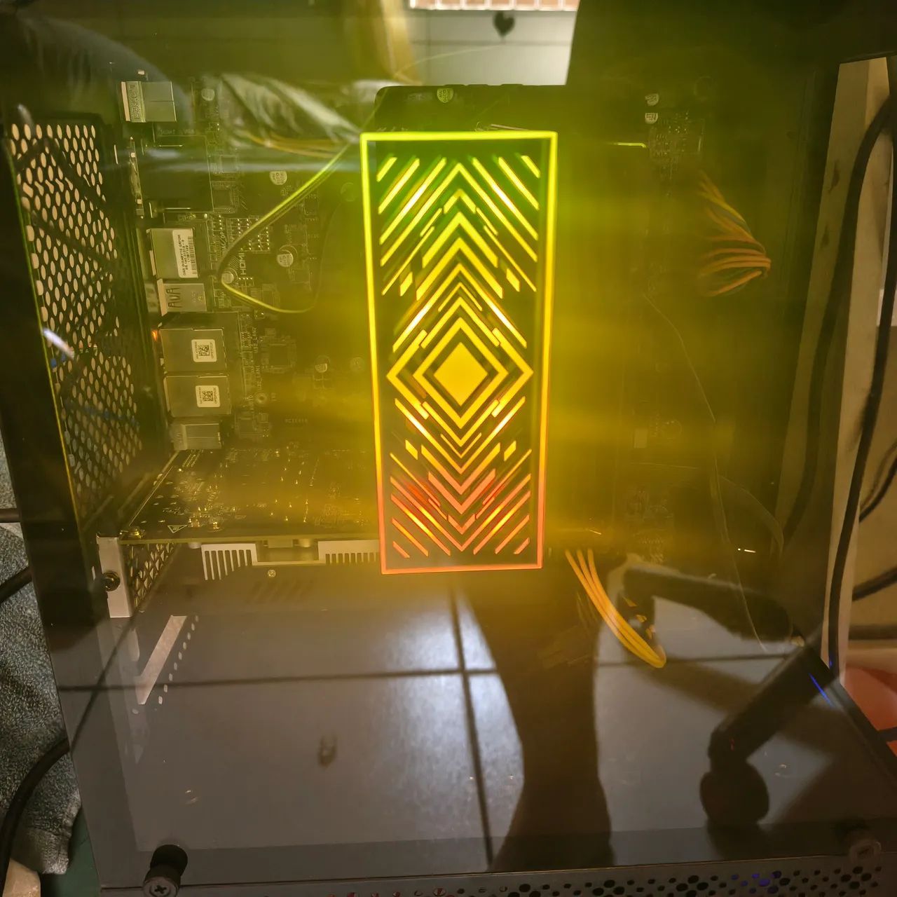 I5 11500 mais rx470 4 gigas
