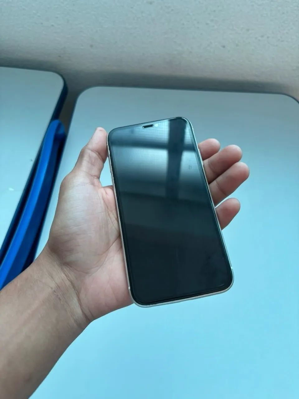 IPHONE 11 - 64gb - COM NOTA - BATERIA 100% - SEM FACE-ID - Foto 2