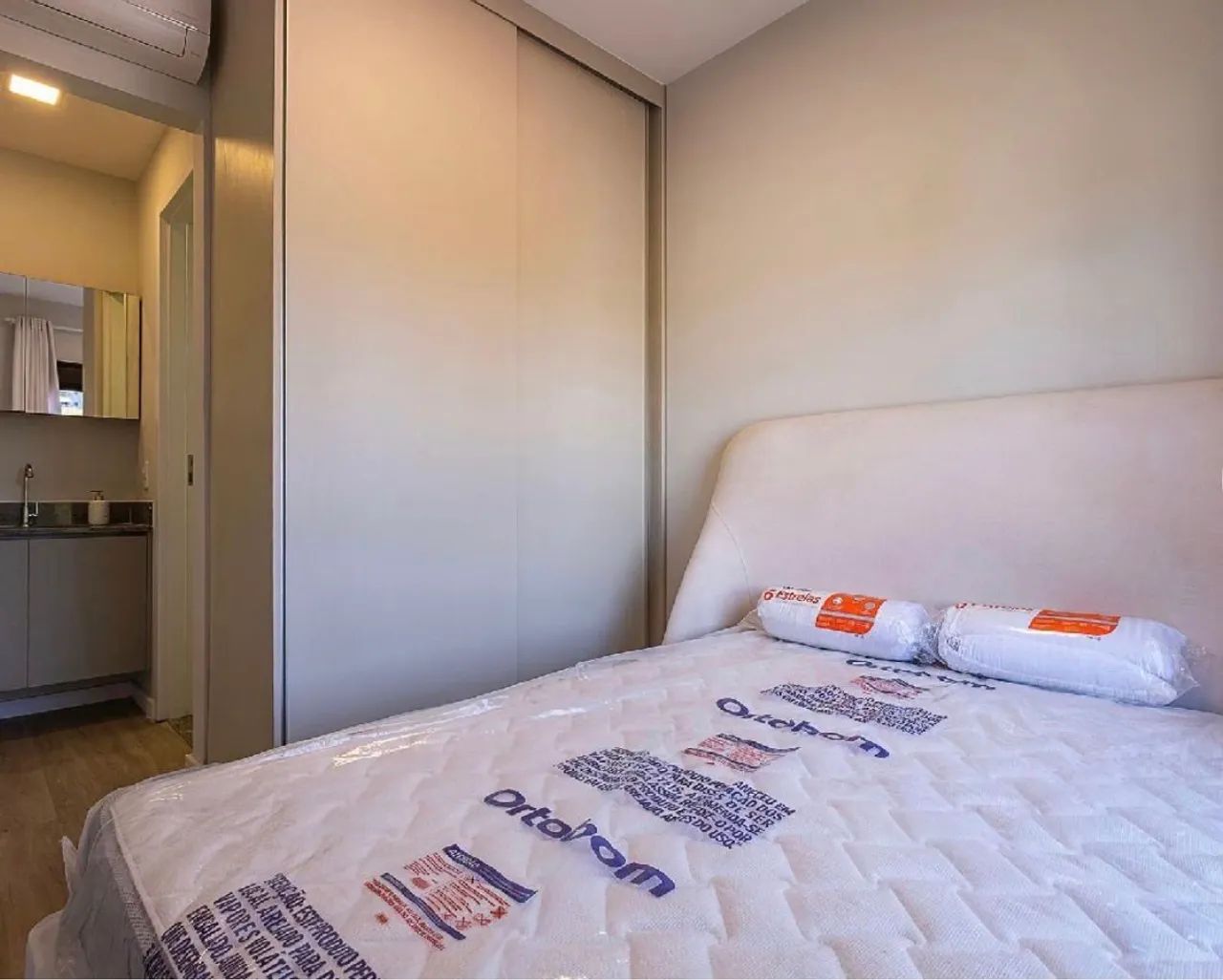 Cama Elegance com cabeceira, base e colchão Ortobom - Foto 2