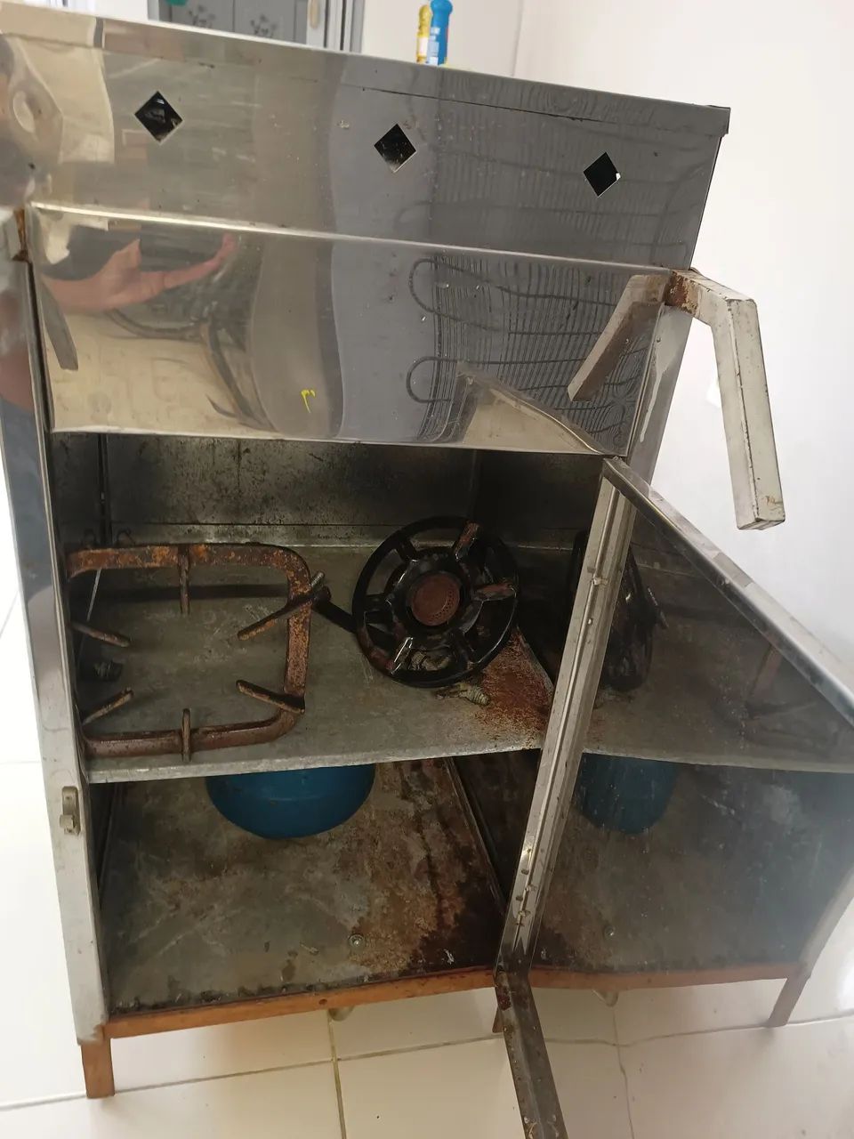 Vendo carrinho de inox com chapa de ferro fundido para churrasco e lanche - Foto 5