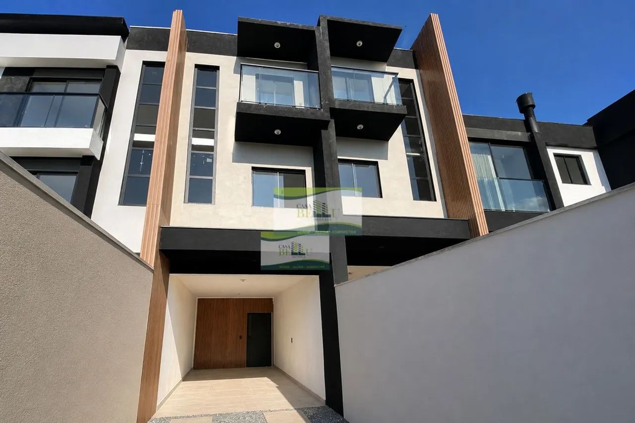 Sobrado a venda com 2 suítes, 106m²