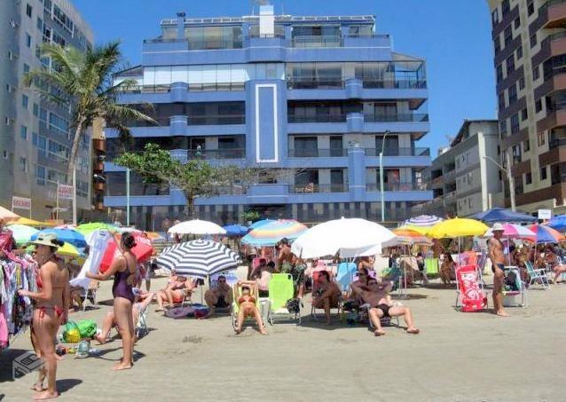Apartamento Meia Praia 02 Quartos climatizado Frente mar - Foto 2
