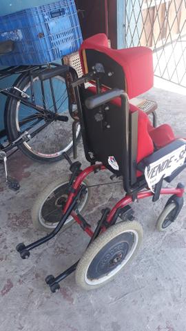 Cadeira de rodas - Foto 4