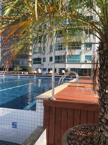 Verão 3 pessoas Balneário Camboriú c piscina no condomínio
