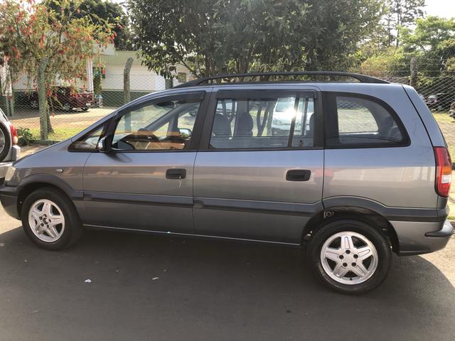 Zafira 2.0 - Foto 2