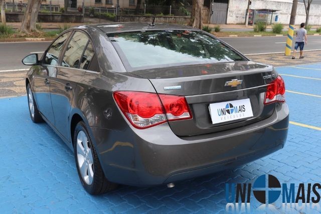 Cruze Lt 2014 Sedan Completo Em Otimo Estado Apenas 43.900 Financia/Troca lja - Foto 6