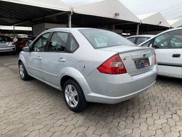 Ford Fiesta Sedan 1.6 Class 2010 Completo - Foto 4