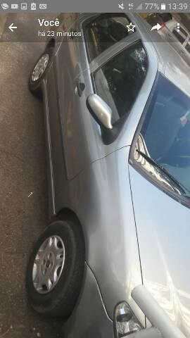 Siena Fiat Sedan quatro pneus novos - Foto 7