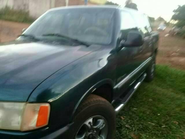 Vendo s 10 aceito troca doc ok COMPLETA delux gasolina cor Verde - Foto 5