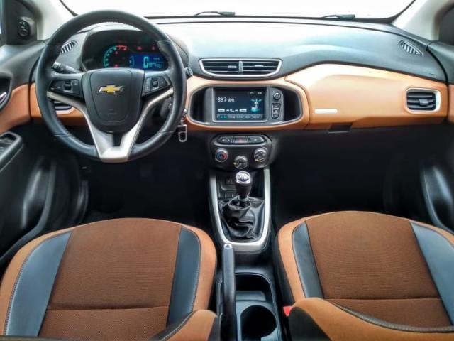 CHEVROLET CHEVROLET/ONIX 1.4MT ACT - Foto 5