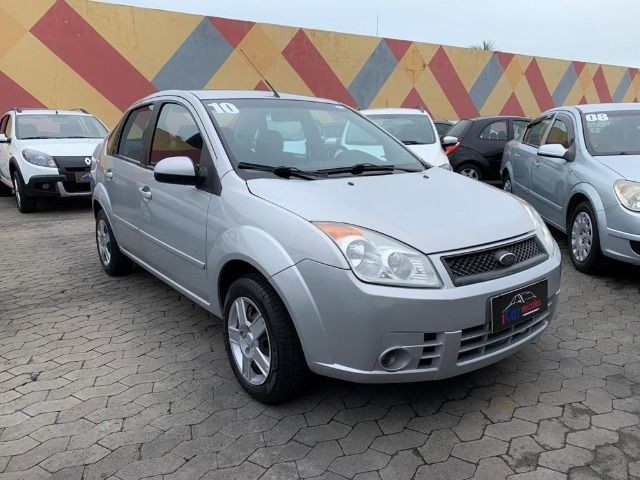Ford Fiesta Sedan 1.6 Class 2010 Completo