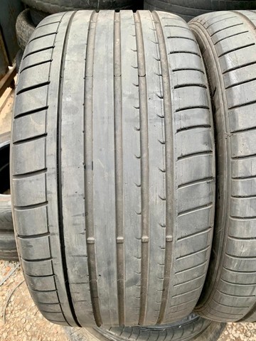 Pneus 275/35/20 dunlop sport maxx meia vida sem defeitos (não são riscados) aro 20 - Foto 3