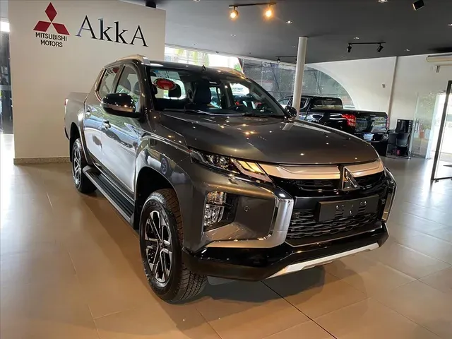 MITSUBISHI L200 TRITON 2.4 16V TURBO DIESEL SPORT HPE-S CD 4P 4X4 AUTOMÁTICO - Foto 3