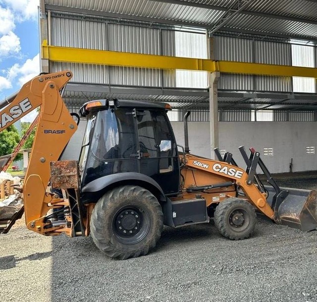 Retroescavadeira case 580N 2018 - Foto 3