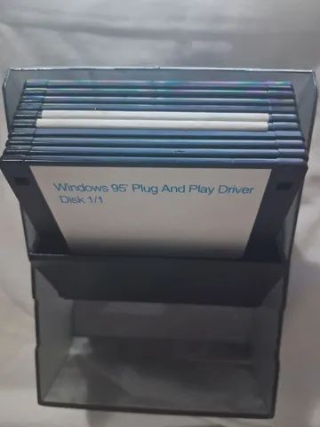 6 Disquetes de 3 1/2 com caixa para guardar  - Foto 2