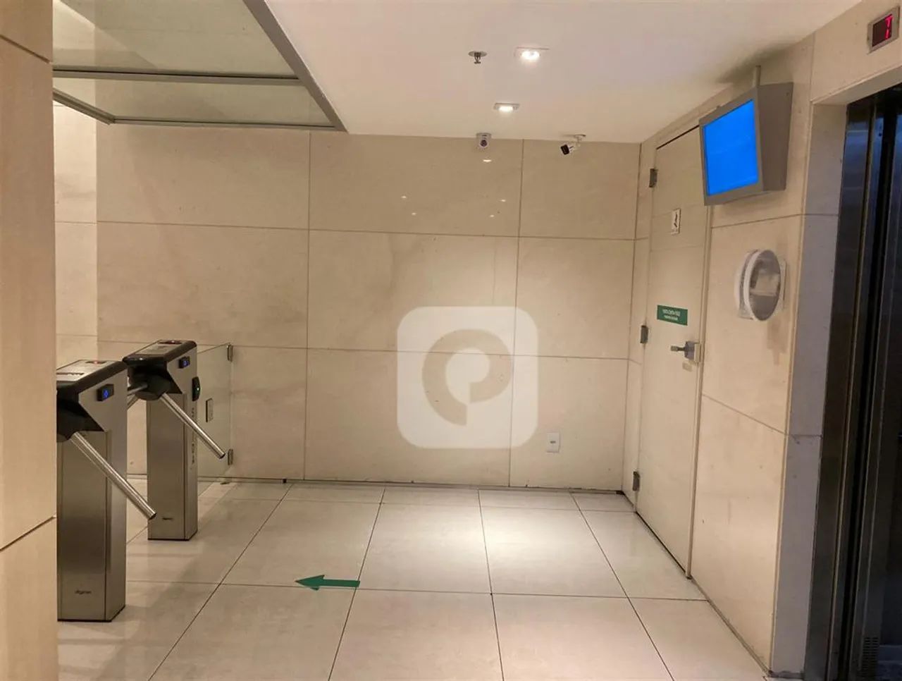 Sala comercial junto ao Shopping Tijuca - Foto 2