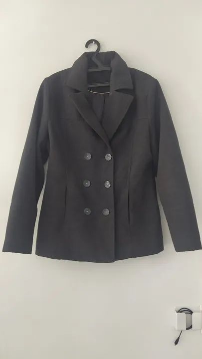 Sobretudo feminino cinza chumbo