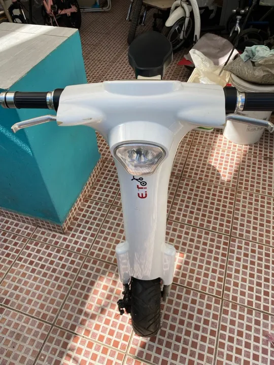 Patinete elétrico para adulto